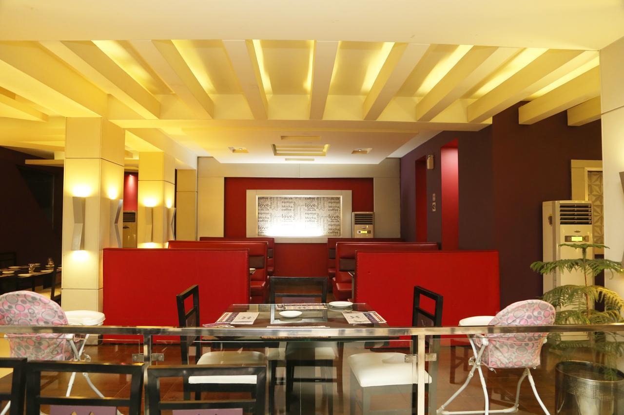 The Grand Regency Hotel Bahawalpur Exterior foto